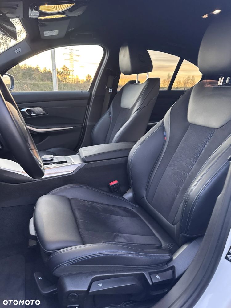 BMW Seria 3 320d xDrive mHEV M Sport sport - 7