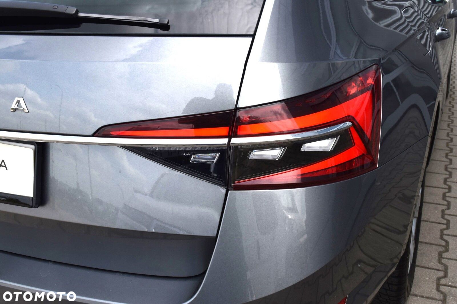 Skoda Superb 2.0 TDI SCR Style DSG - 40