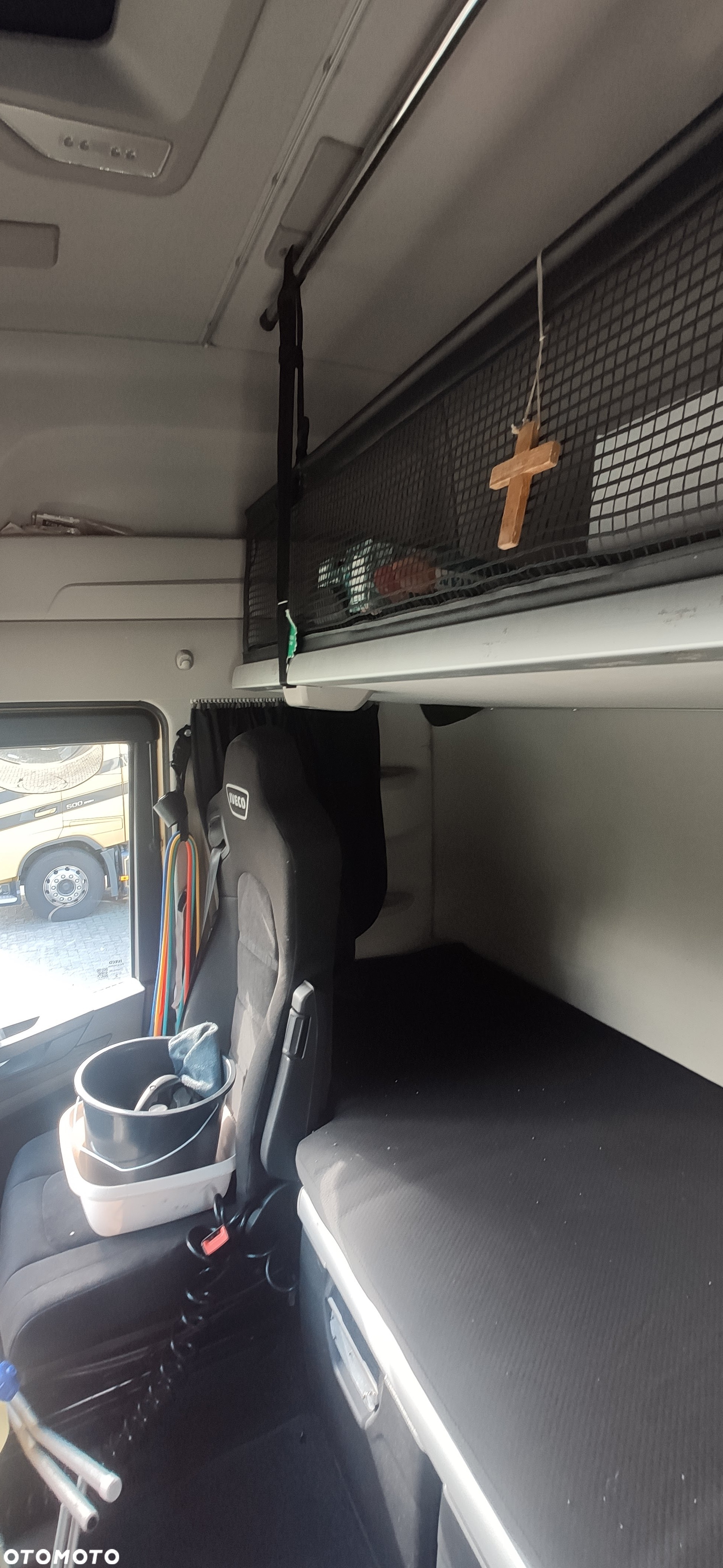 Iveco S-WAY - 17