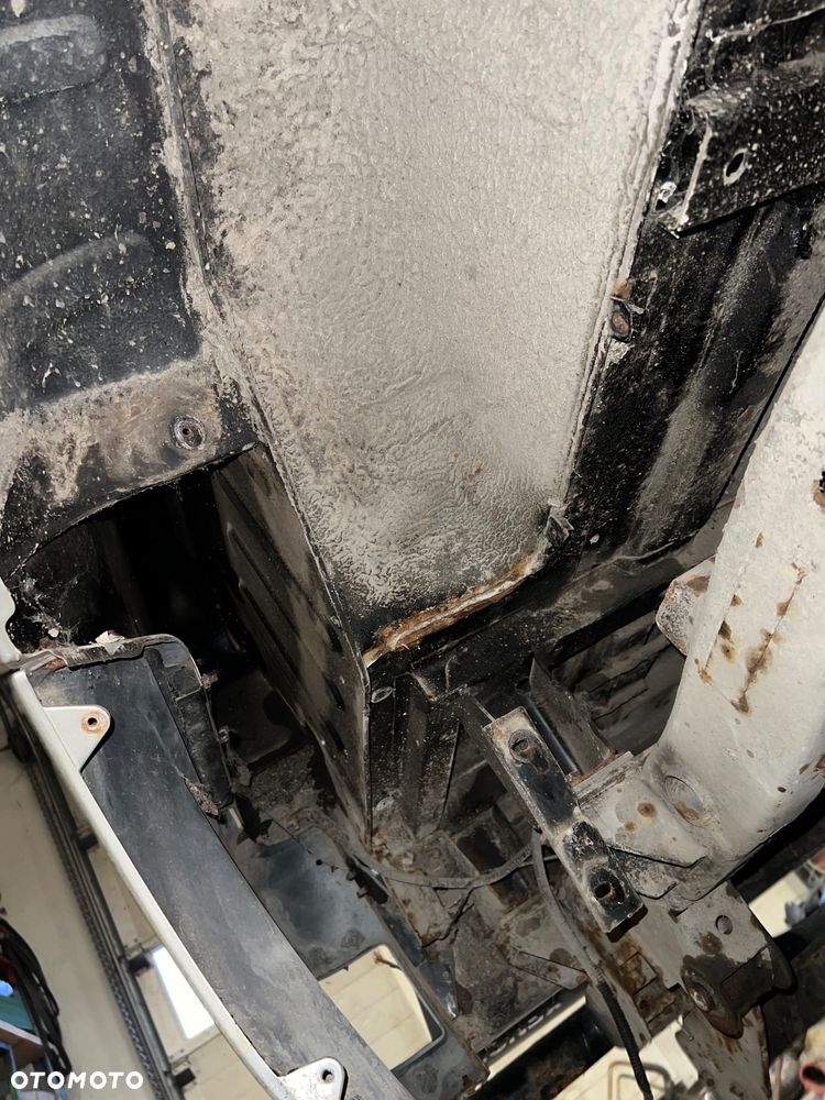 Zabudowa dolna skrzynia ładunkowa tata xenon pojedyncza kabina 2.2dicor - 7