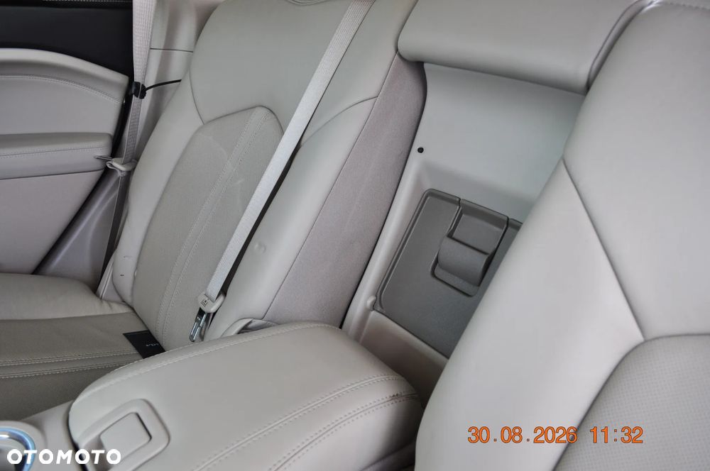 Cadillac SRX 3.6 V6 AWD Sport Luxury - 25