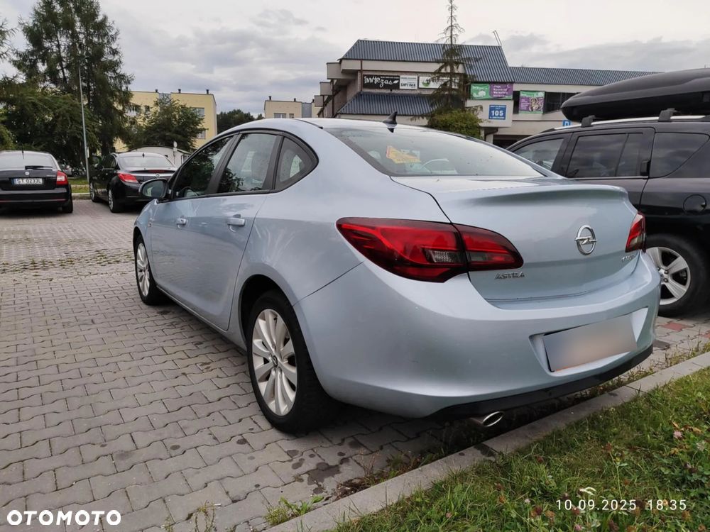 Opel Astra - 7
