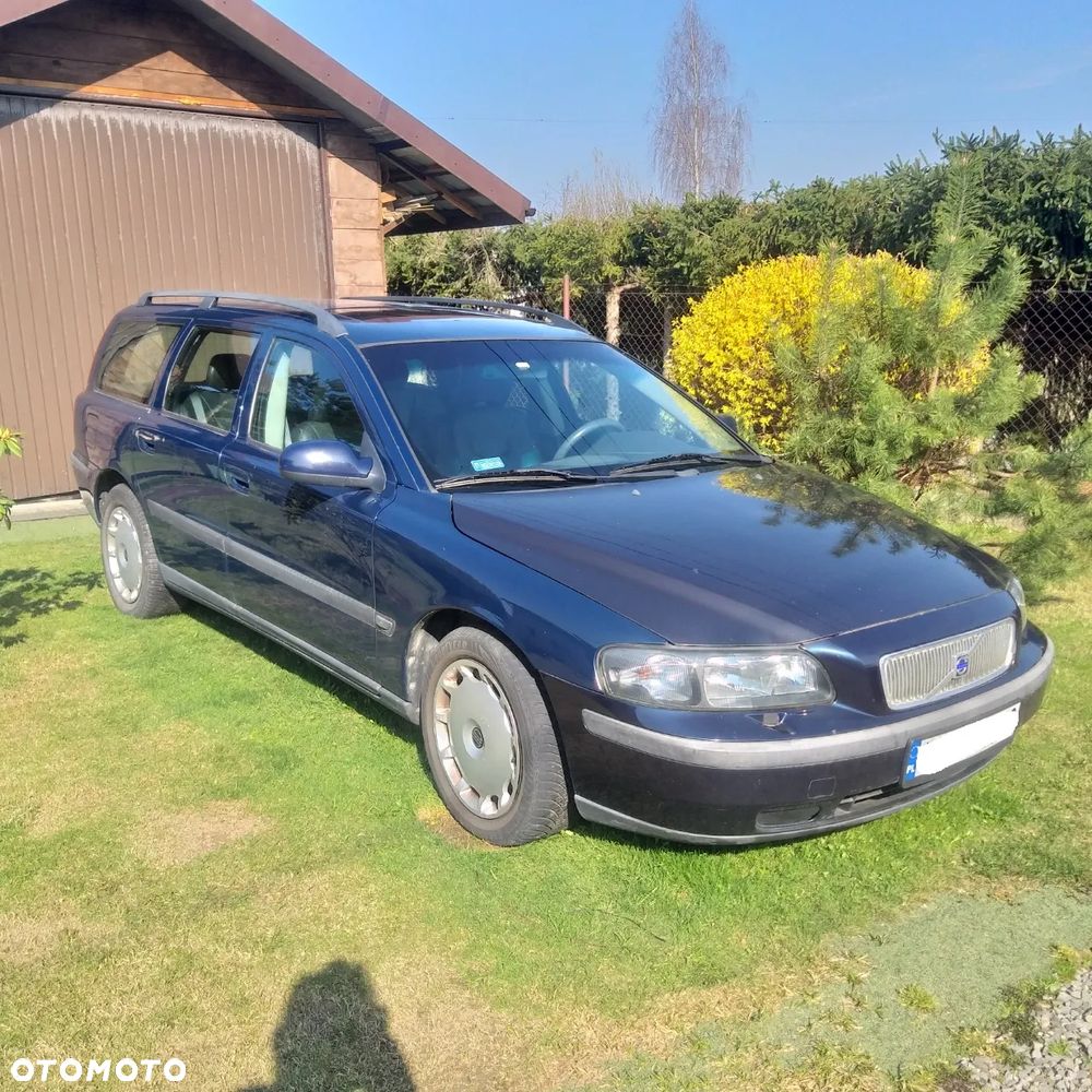 Volvo V70 D5 - 1
