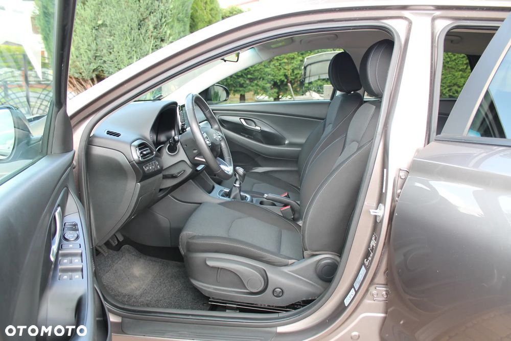 Hyundai i30 1.5 T-GDI 48V-Hybrid EDITION 30+ - 10