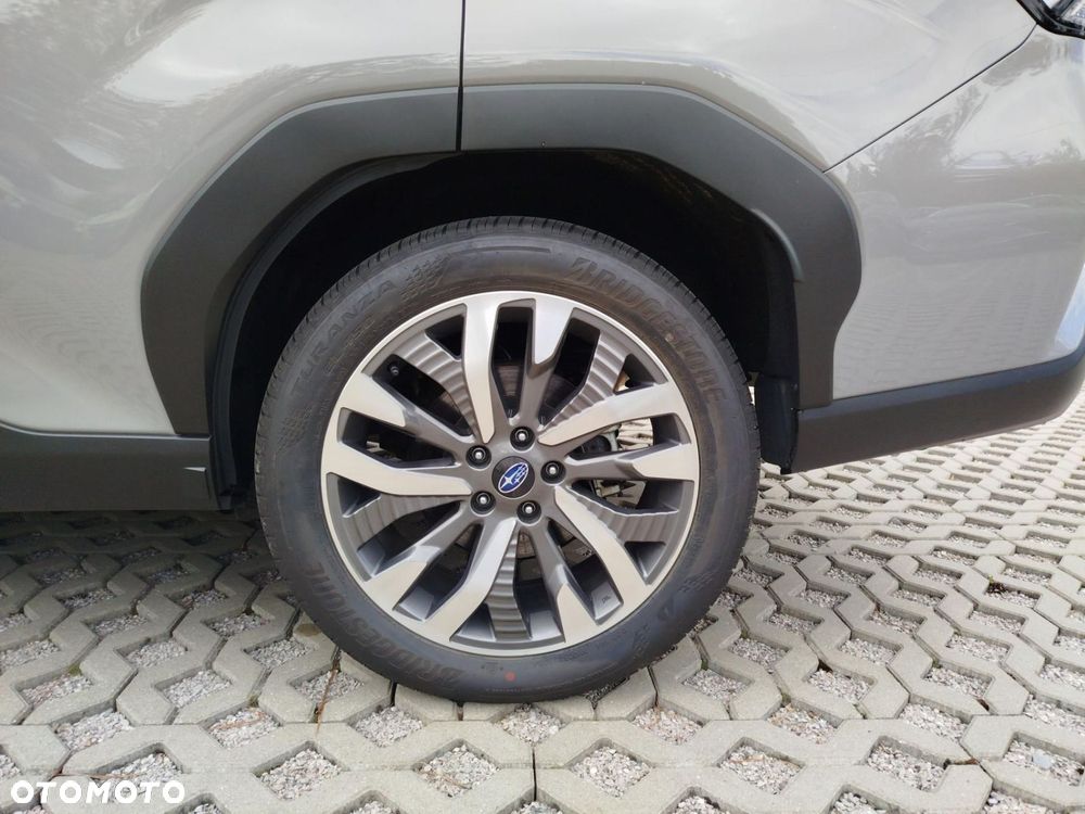 Subaru Forester 2.0i-L Platinum (EyeSight) Lineartronic - 20