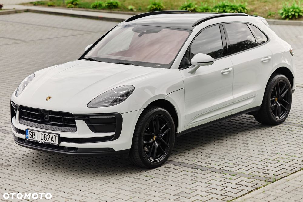 Porsche Macan Standard - 1