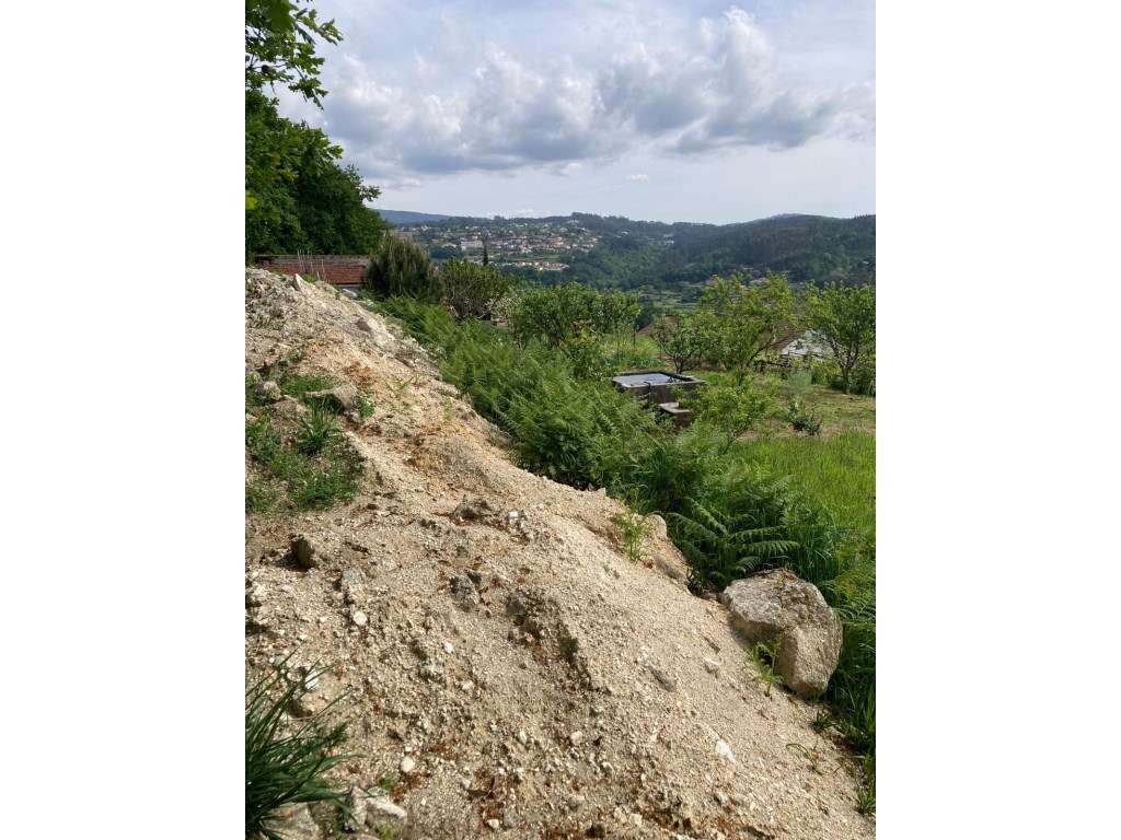 Terreno com PIP Aprovado e 4.040 m² | Formariz, Paredes de Coura - Grande imagem: 3/10