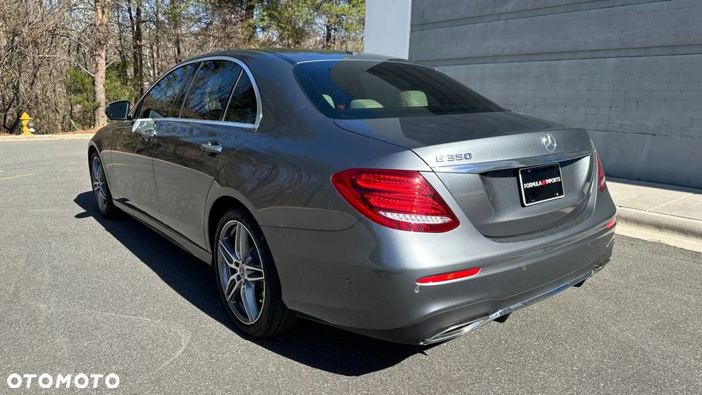 Mercedes-Benz Klasa E - 7