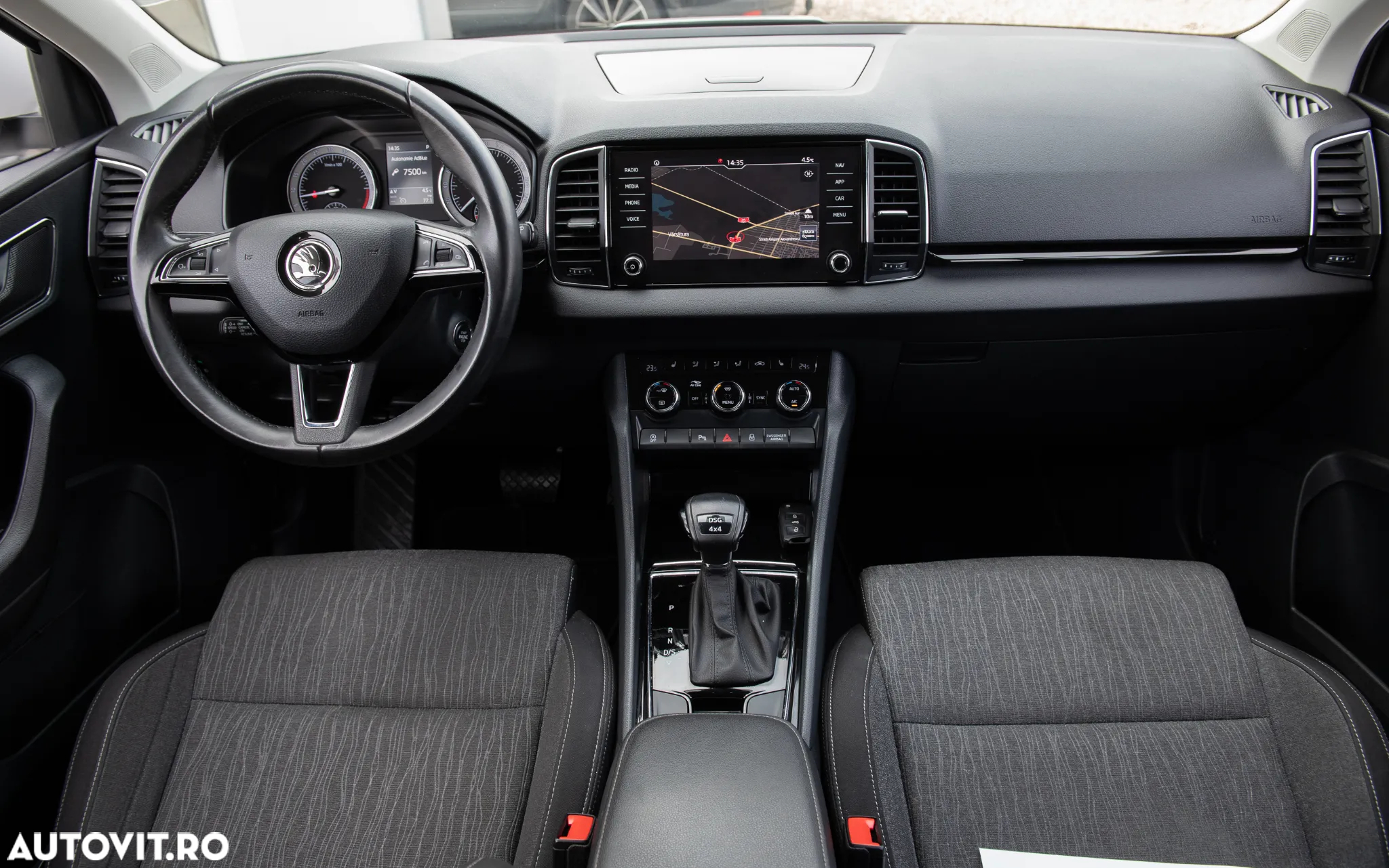 Skoda Karoq 2.0 TDI 4X4 DSG Ambition - 38