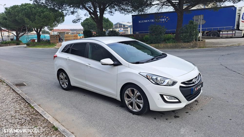 Hyundai i30 SW 1.6 CRDi Style - 18