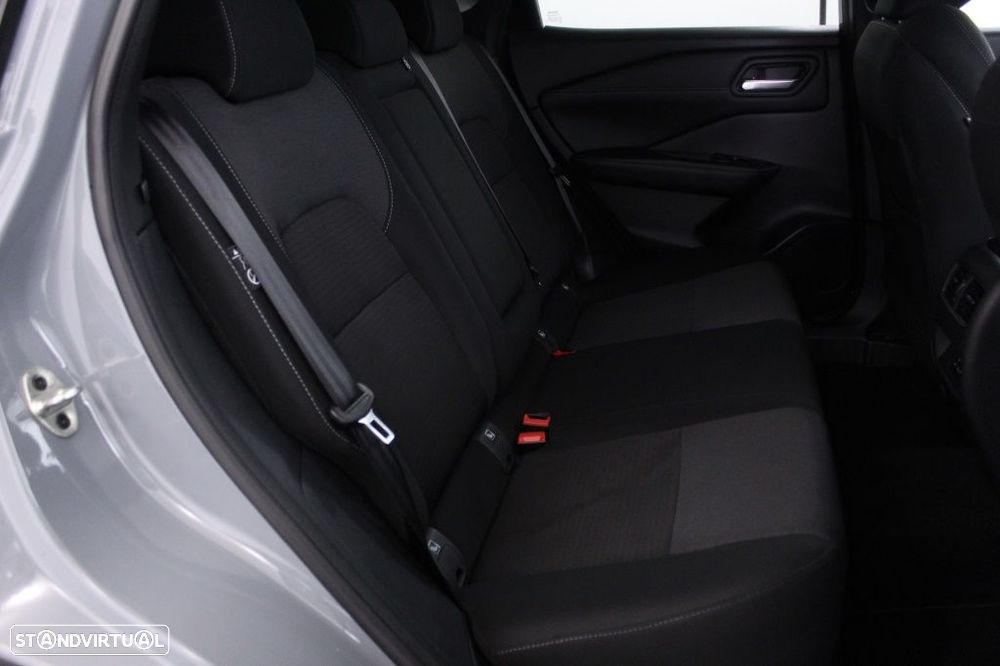 Nissan Qashqai 1.3 DIG-T N-Connecta LED Xtronic - 15