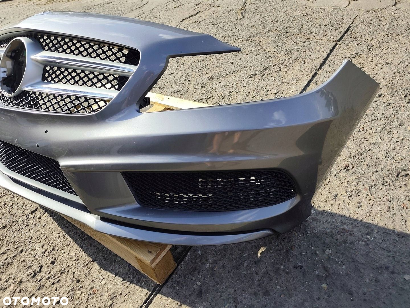 MERCEDES W176 PRZEDNI ZDERZAK AMG 787 - 5