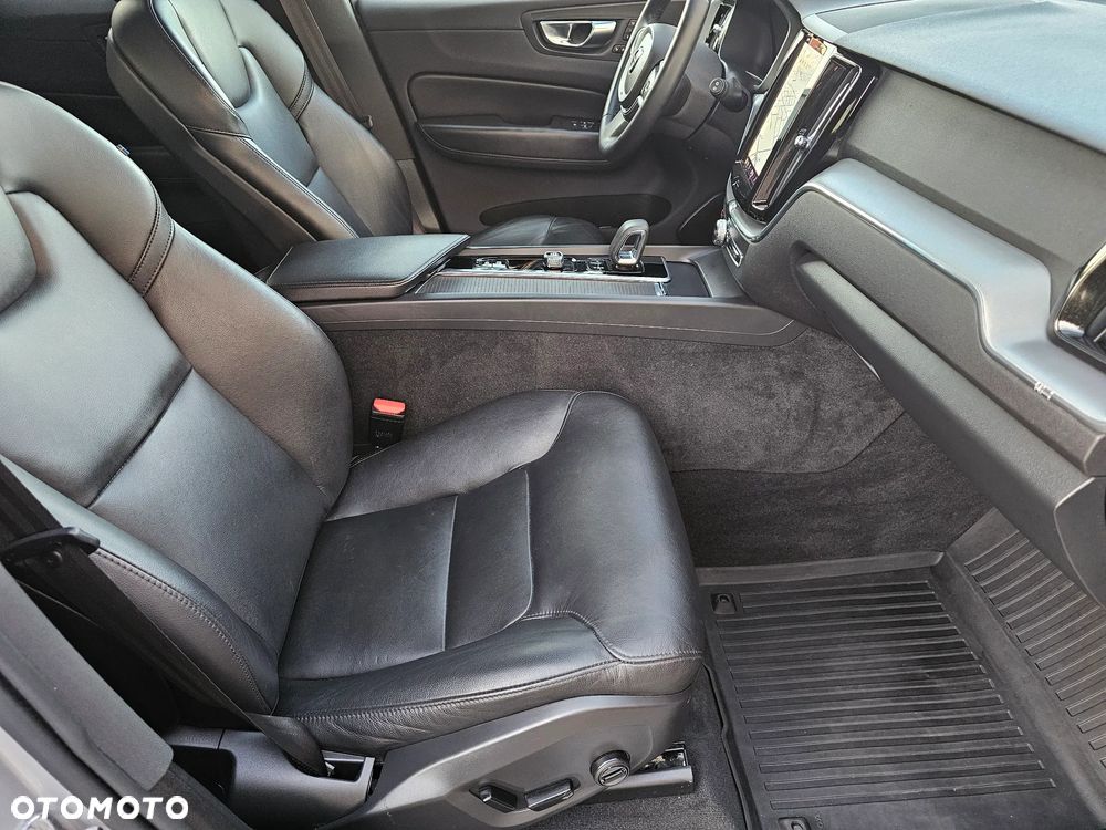 Volvo XC 60 - 12