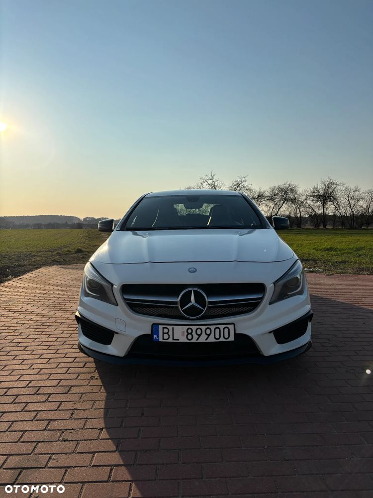 Mercedes-Benz CLA 45 AMG 4Matic 7G-DCT - 13