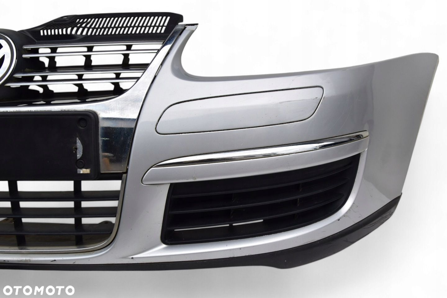 Zderzak Przód Grill VOLKSWAGEN GOLF V LA7W - 3