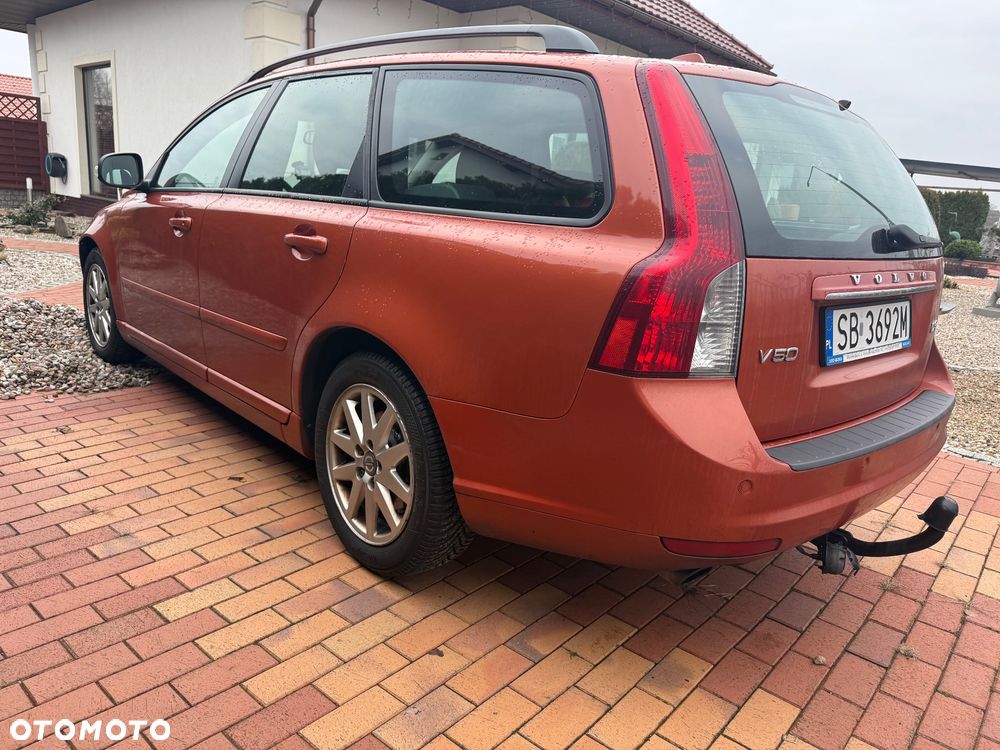Volvo V50 D3 Momentum - 5