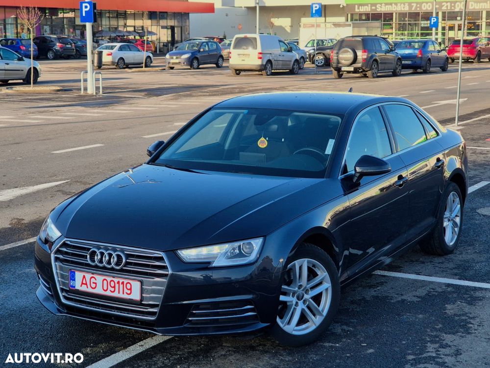 Audi A4 2.0 TDI S tronic - 1