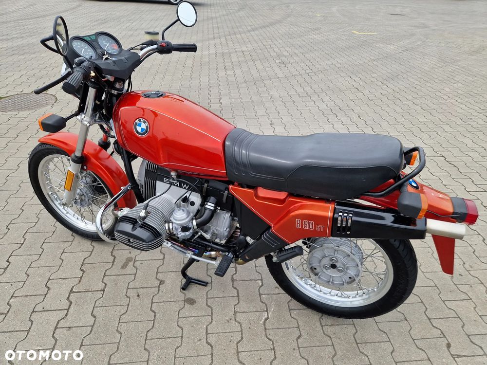 BMW R - 1