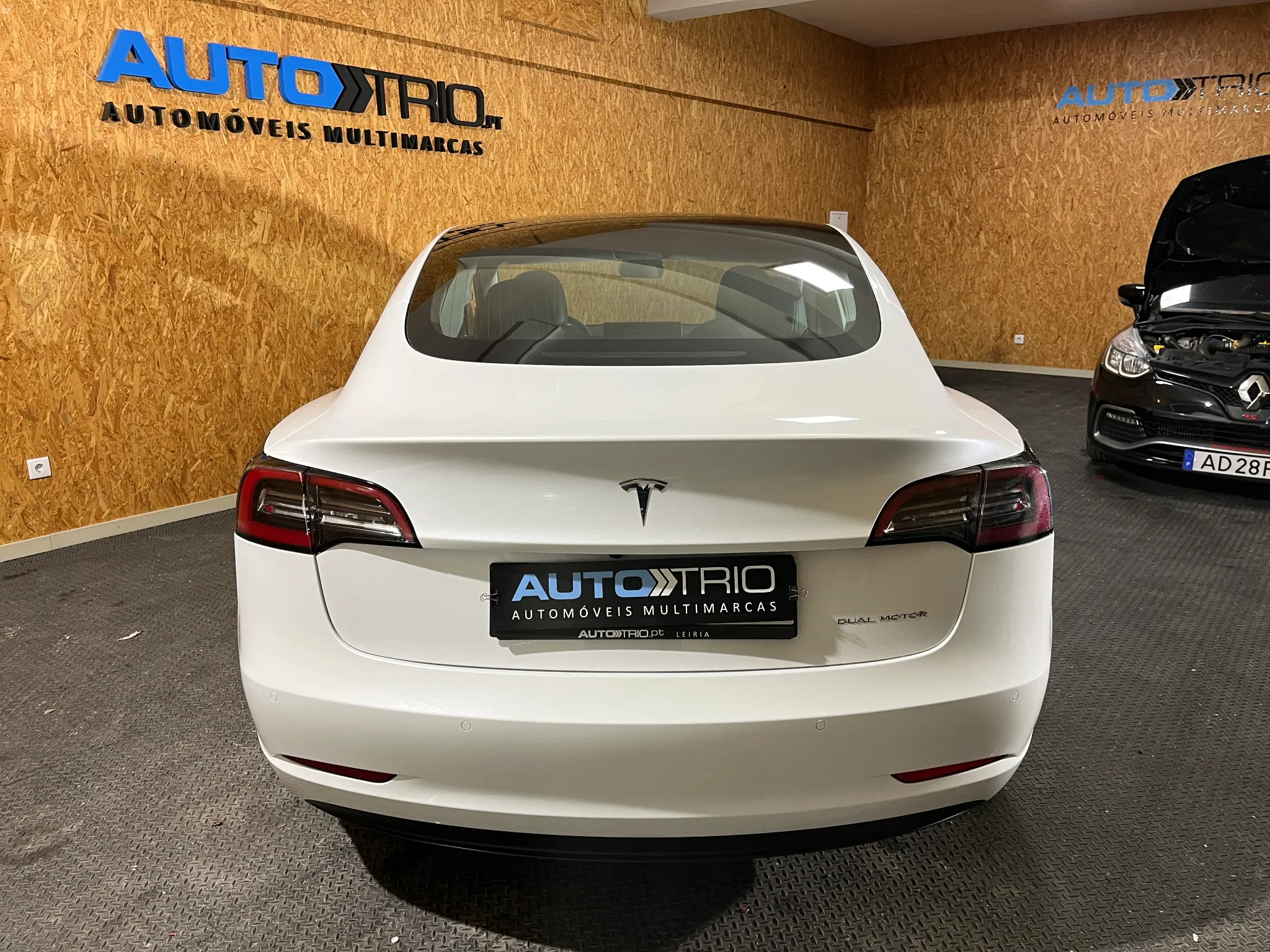 Tesla Model 3 Long Range AWD Dual Motor - 3