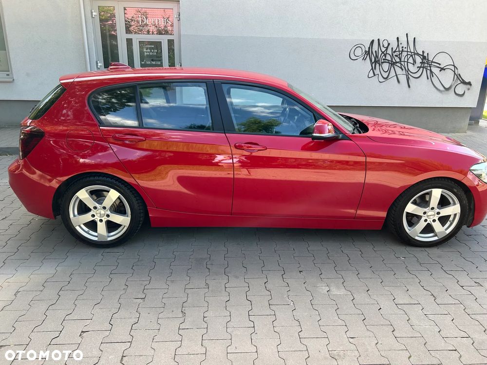 BMW Seria 1 116i - 8