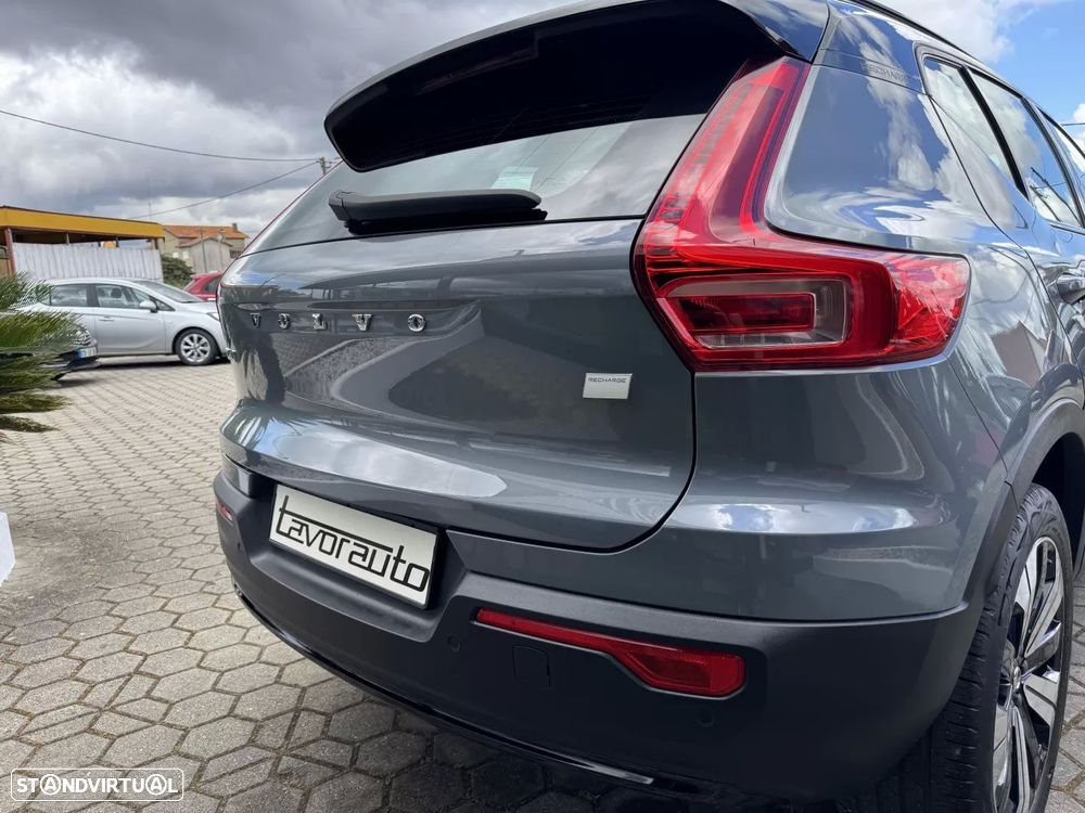 Volvo XC 40 Recharge Core - 23