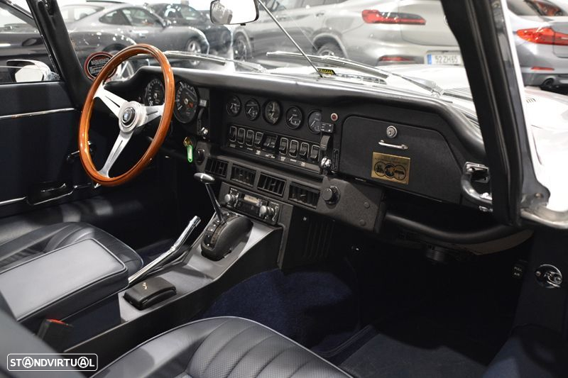 Jaguar E-Type - 8
