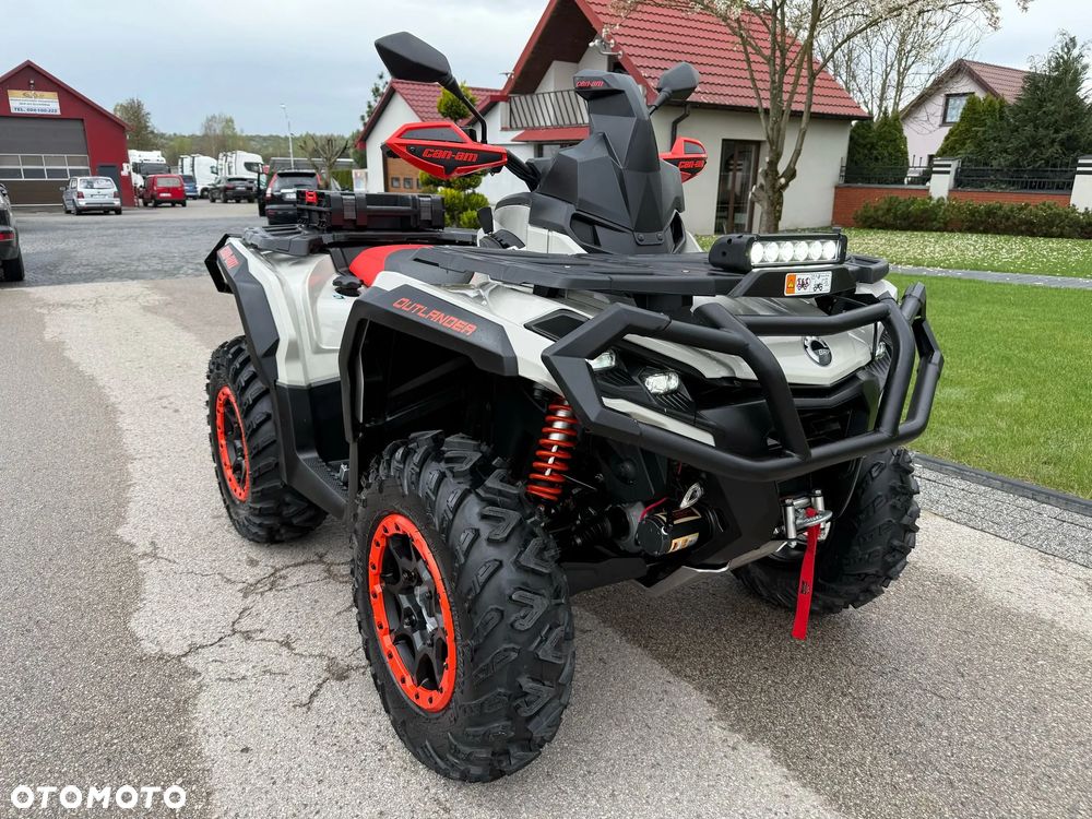 Can-Am Outlander - 10