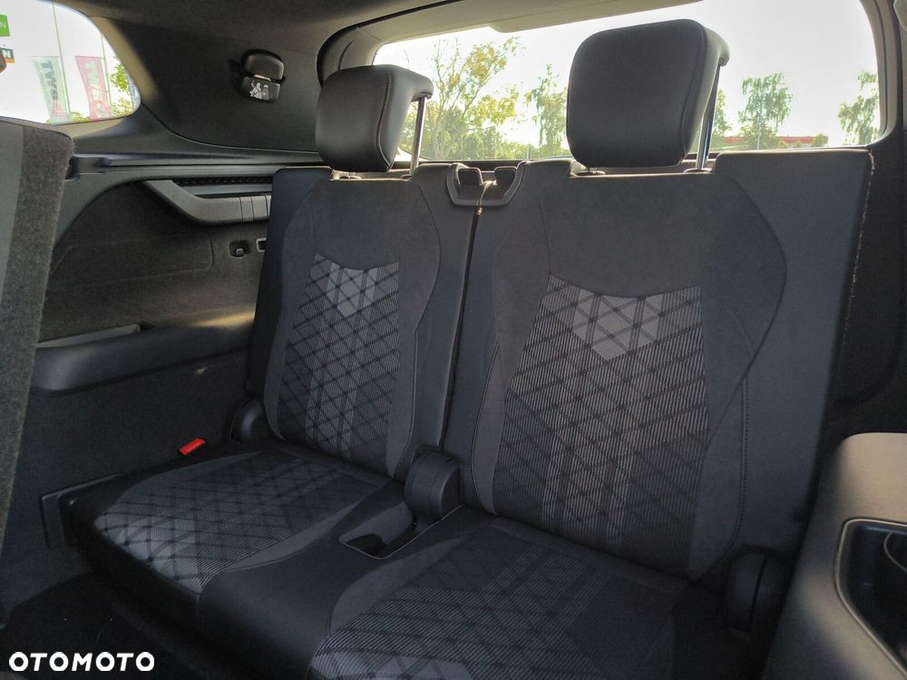Volkswagen Tayron 2.0 TSI 4Mot R-Line Plus DSG - 24