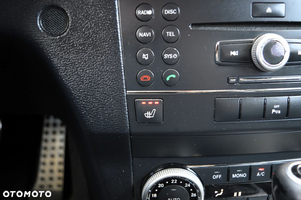 Mercedes-Benz GLK 320 CDI DPF 4Matic 7G-TRONIC Edition 1 - 19