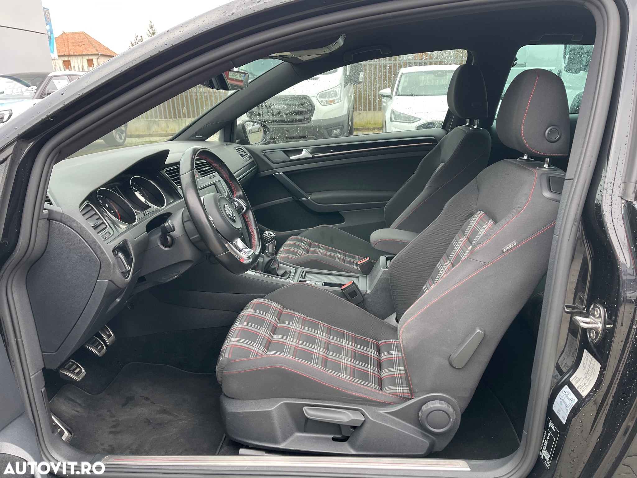 Volkswagen Golf 2.0 TSI BMT GTI Performance - 17