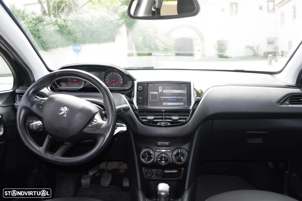 Peugeot 208 1.4 HDi Allure - 10
