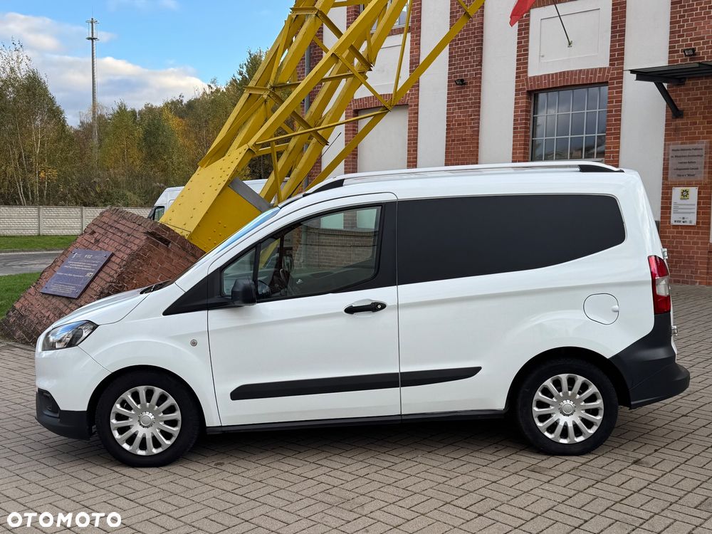 Ford Transit Courier - 6