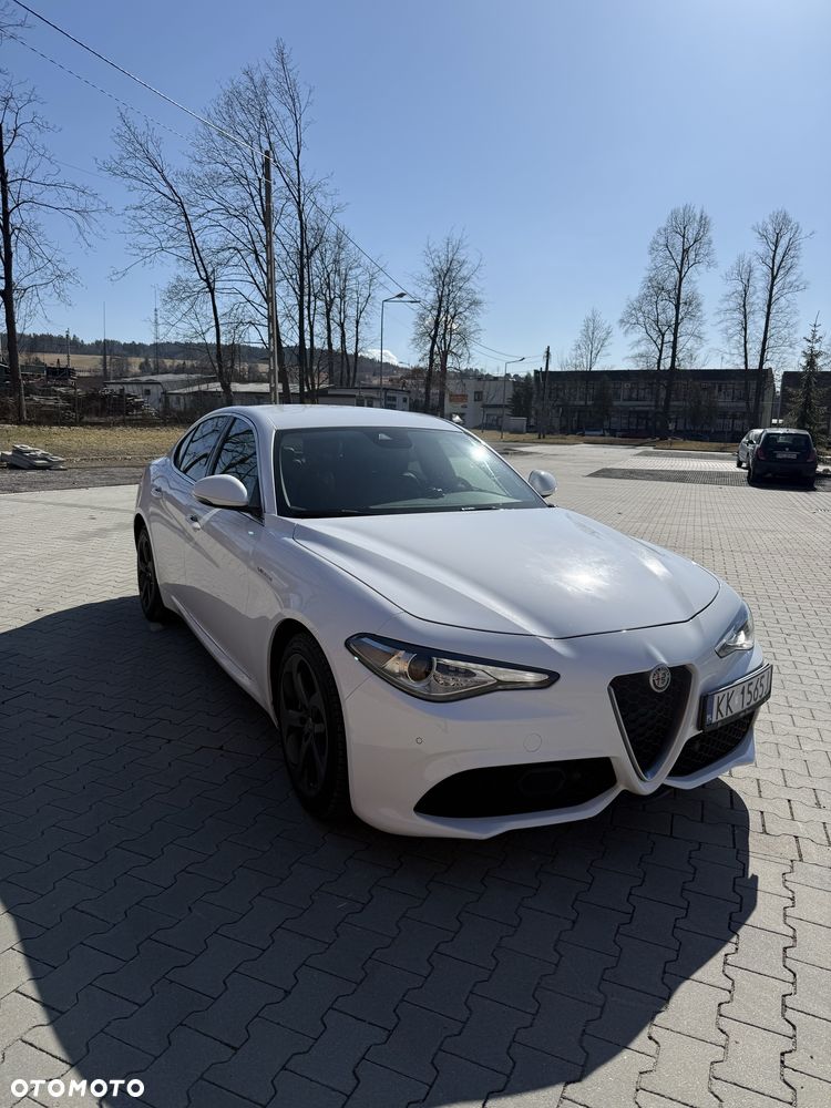 Alfa Romeo Giulia - 4