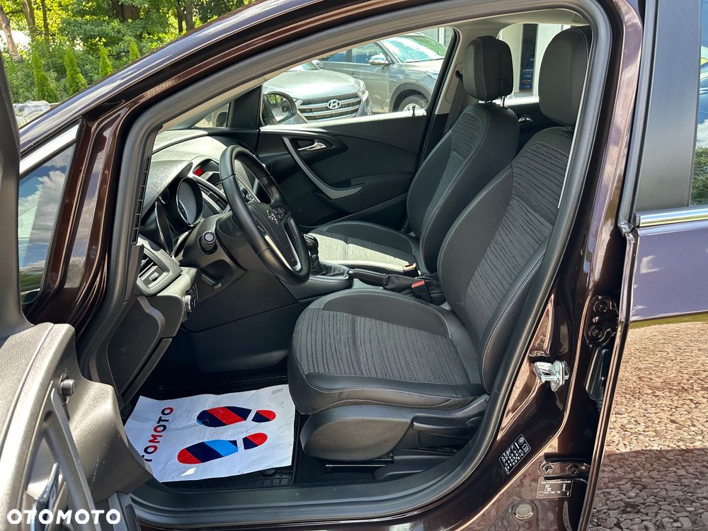 Opel Astra - 11