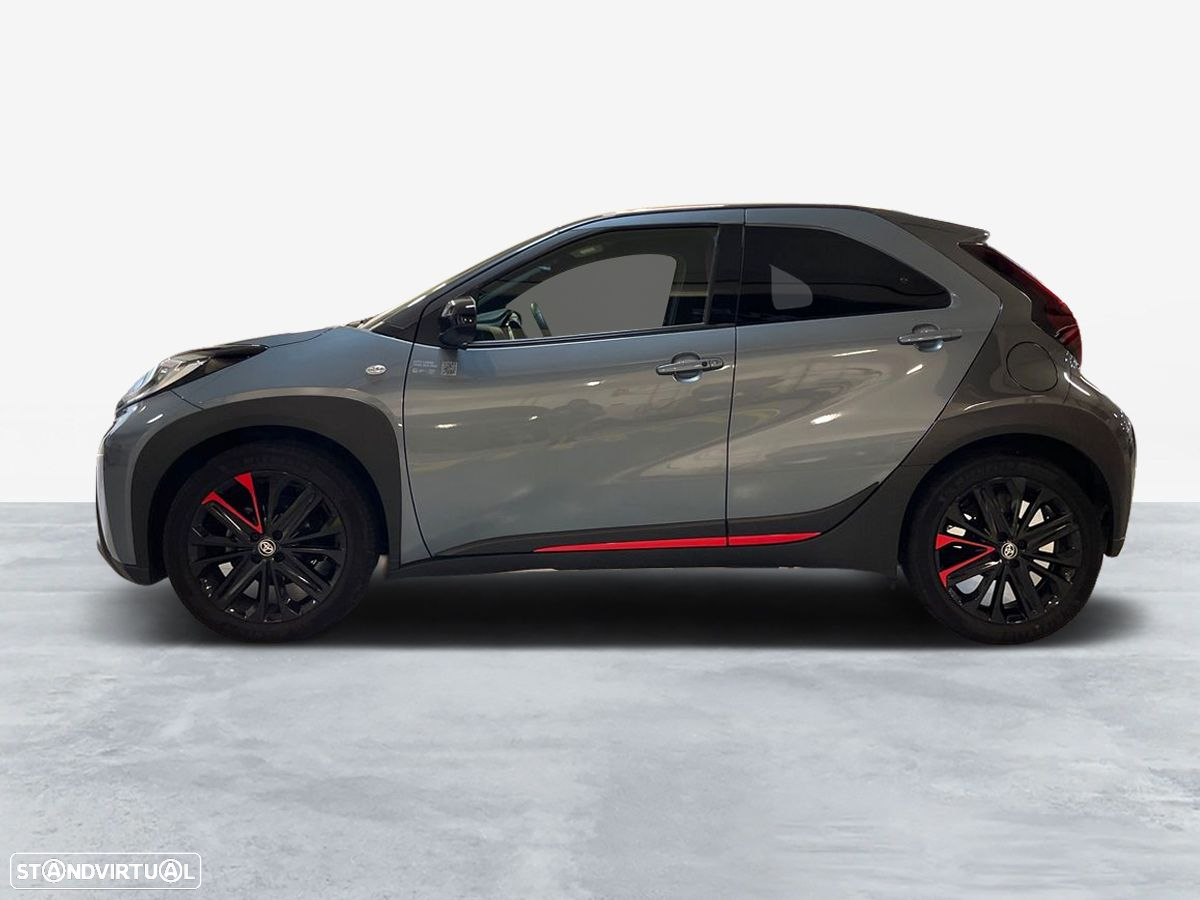 Toyota Aygo X 1.0 Undercover - 3