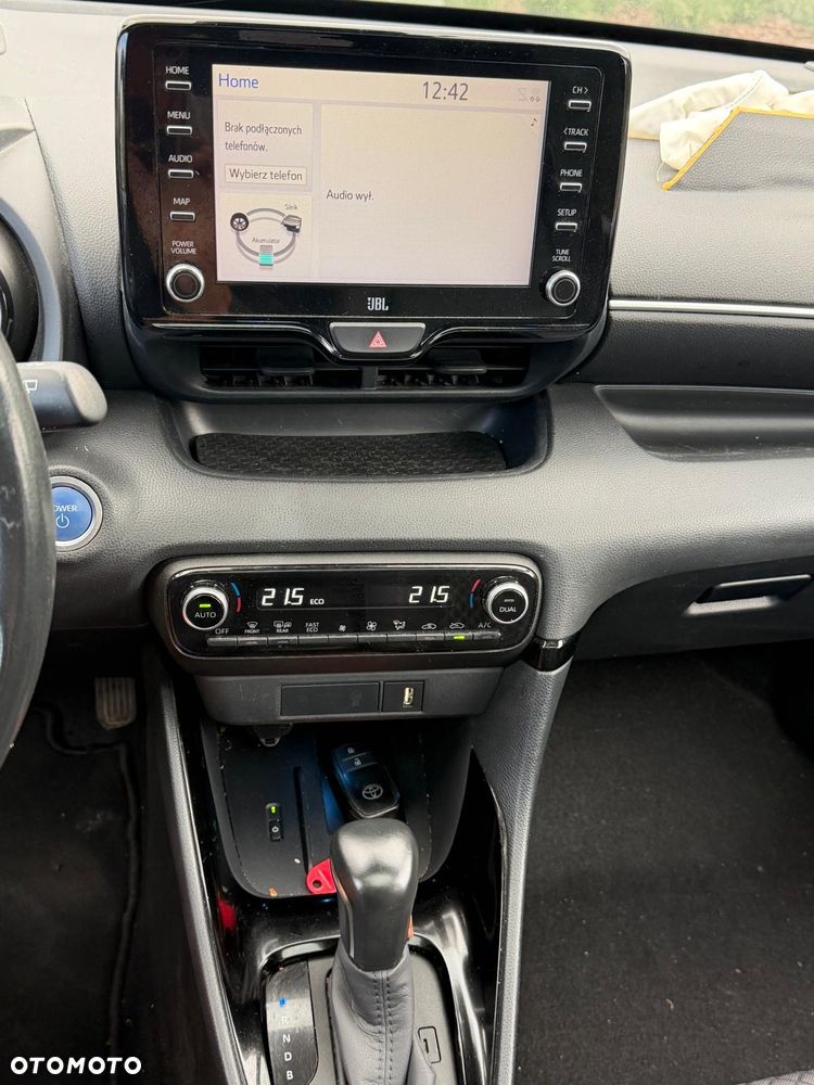 Toyota Yaris Hybrid 1.5 Premiere Edition - 17