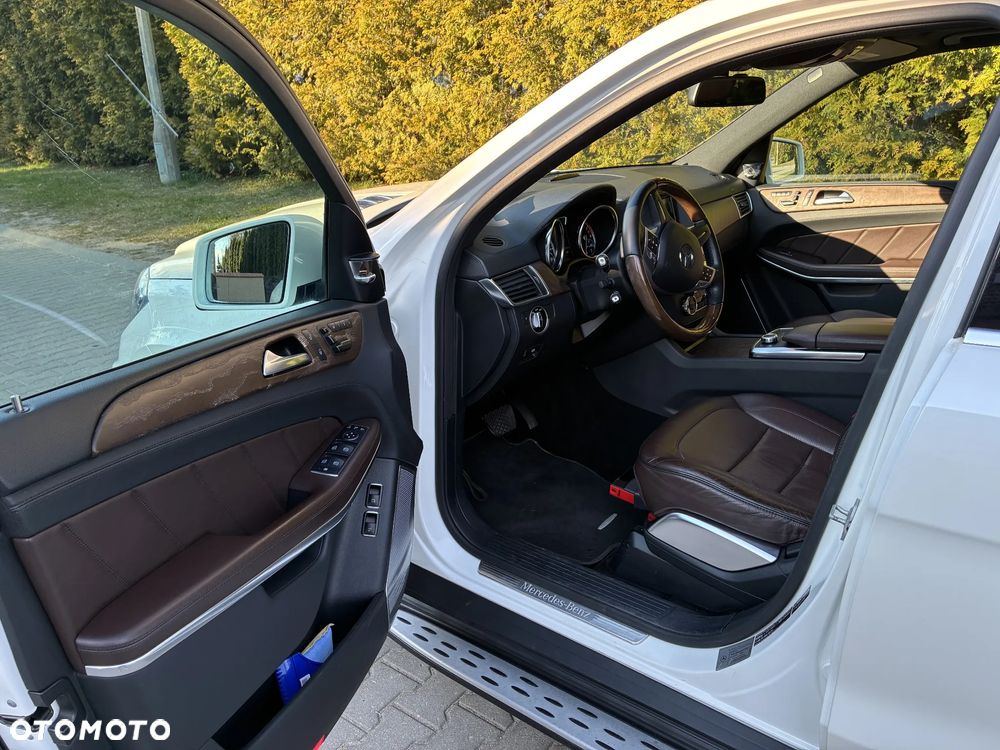 Mercedes-Benz GL - 15