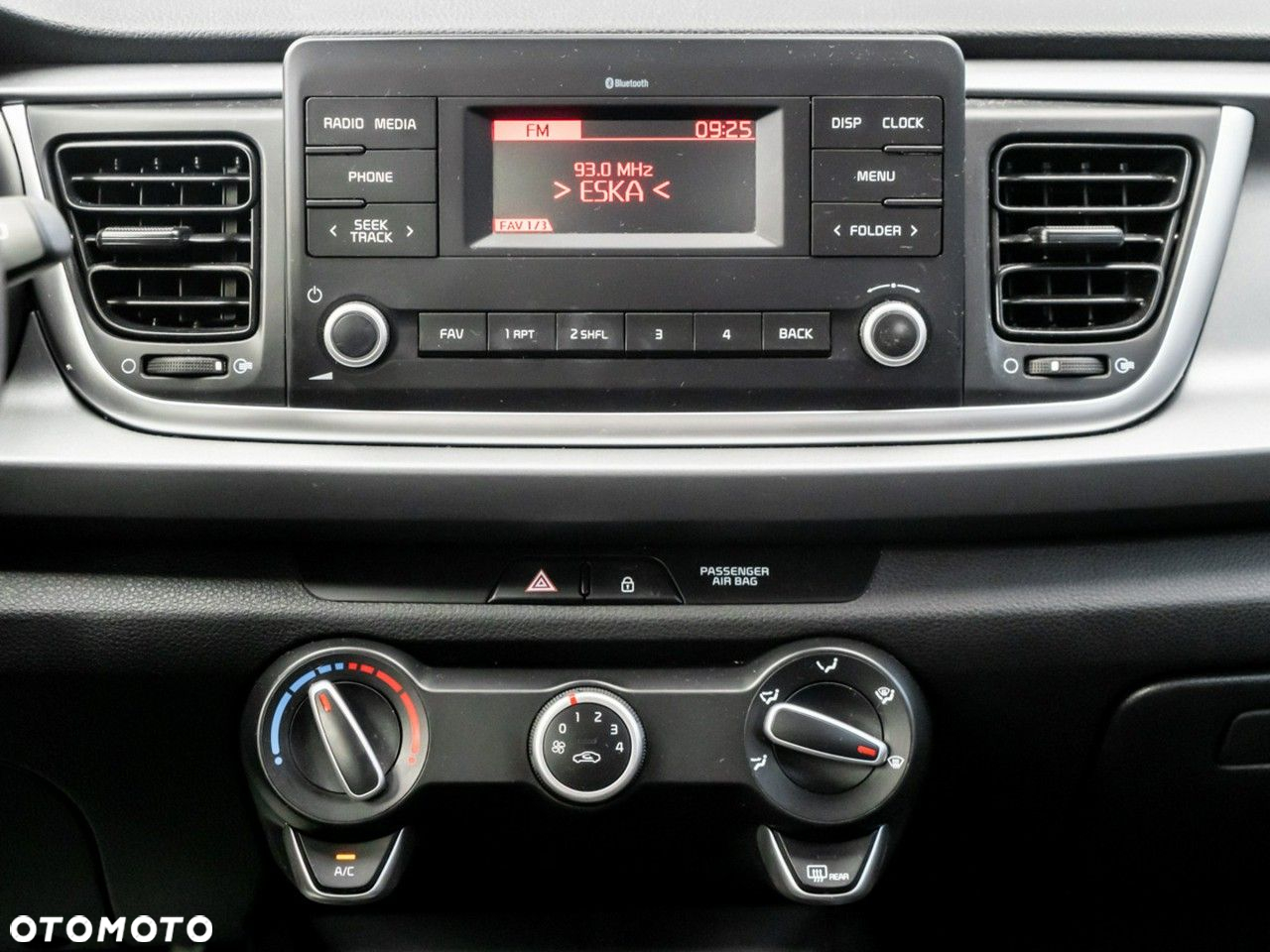Kia Rio 1.2 M - 20