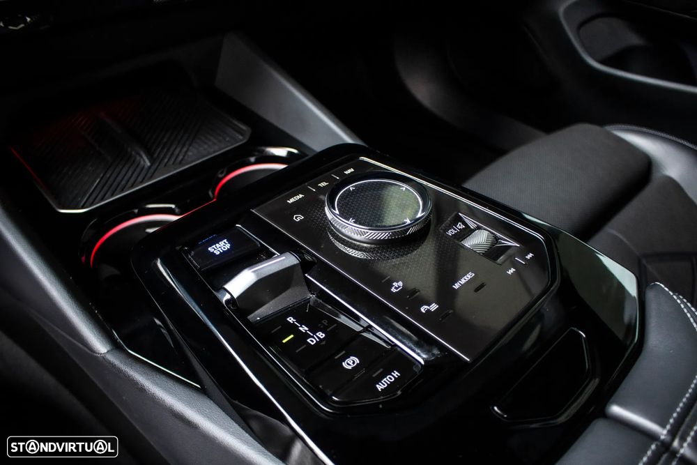 BMW i5 M60 xDrive Pack Desportivo M Pro - 28