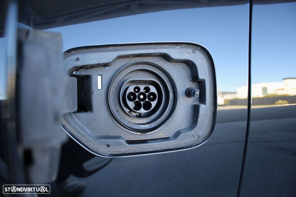 BMW 330 e Corporate Edition Auto - 10