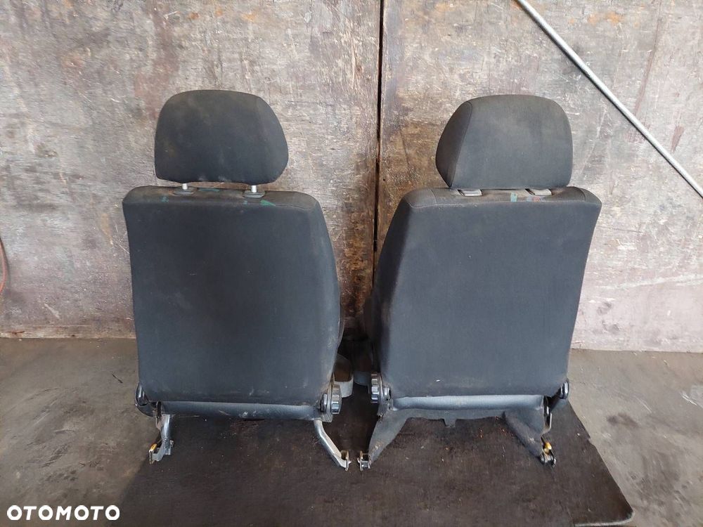 KOMPLET FOTELI LEWY PRAWY PRZÓD + KANAPA TYŁ + BOCZKI GOLF III HB 5D - 8