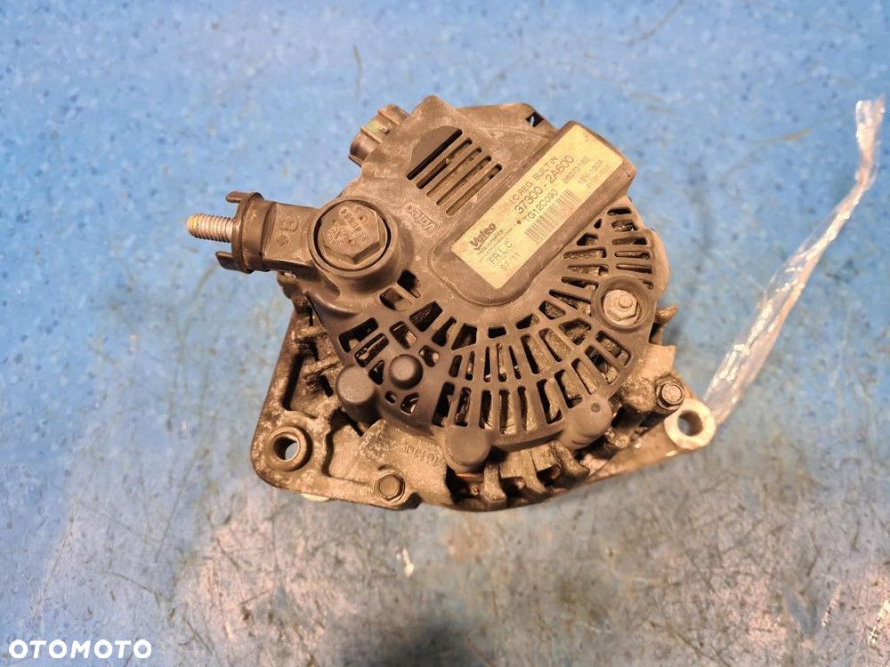 KIA CEED I LIFT 1.6 CRDI ALTERNATOR 37300-2A600 - 9