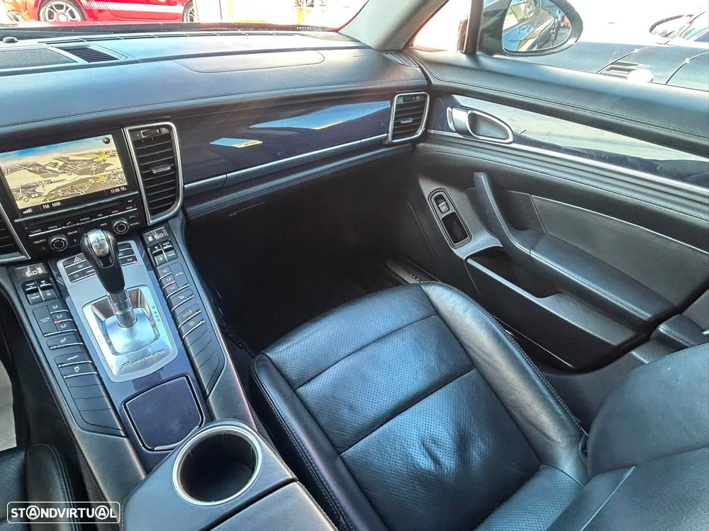 Porsche Panamera Platinum Edition - 47