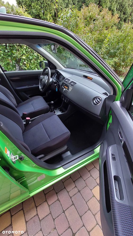 Suzuki Swift 1.3 4x4 Comfort - 17
