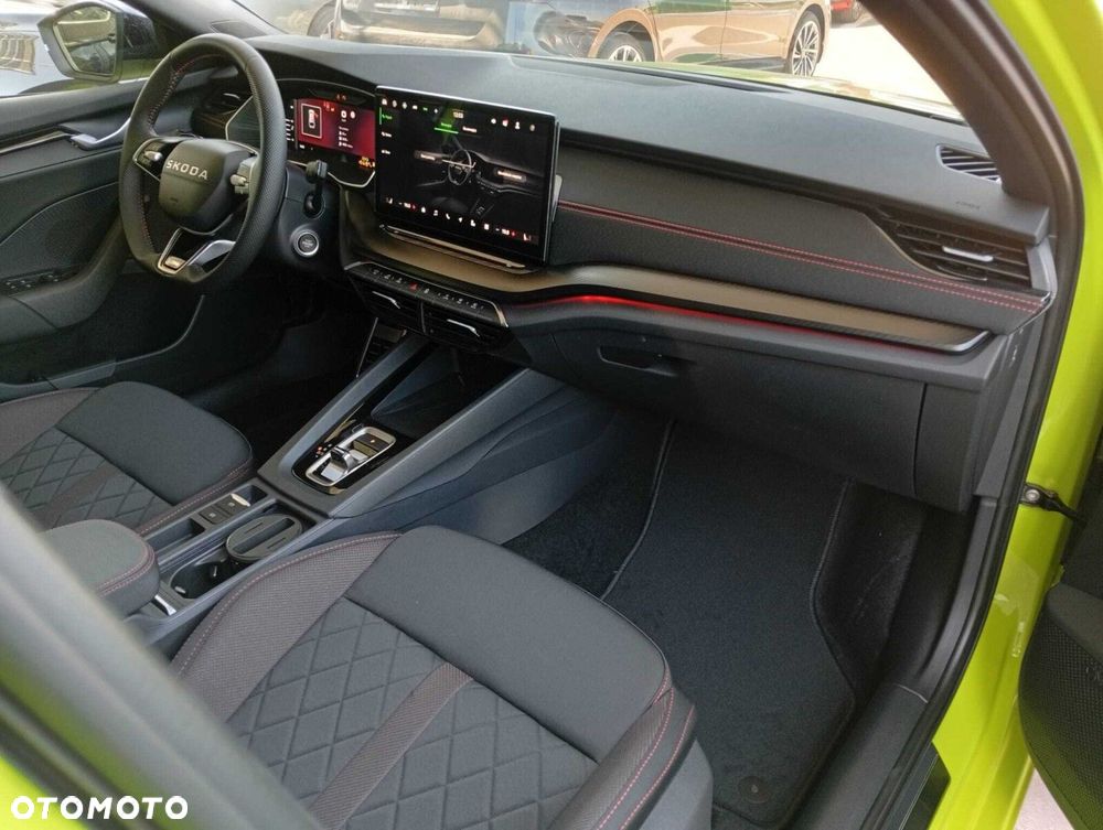 Skoda Octavia 2.0 TSI RS DSG - 28