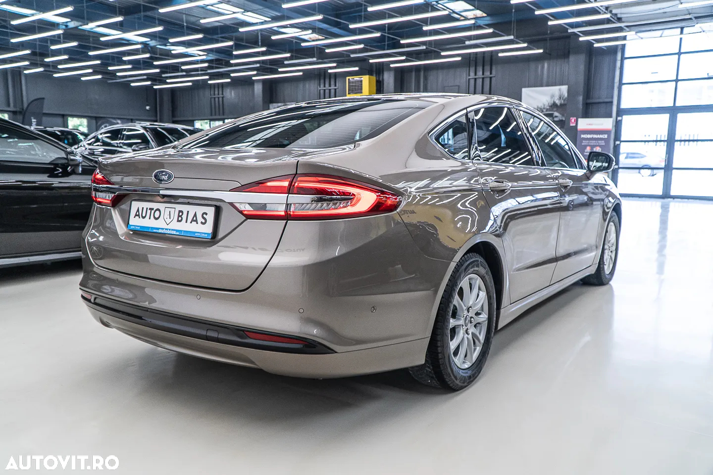 Ford Mondeo 2.0 Ti-VCT Hybrid Titanium - 7