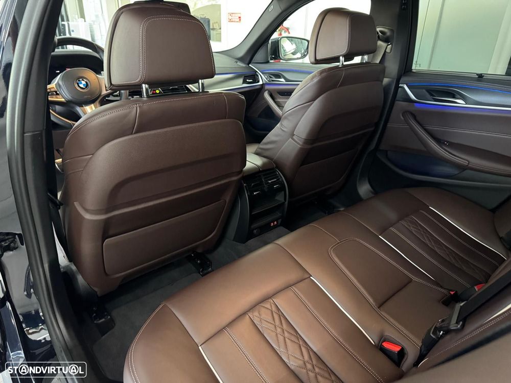 BMW 520 d Pack M Auto - 12