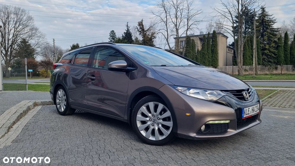 Honda Civic 1.8 i-VTEC Sport - 6