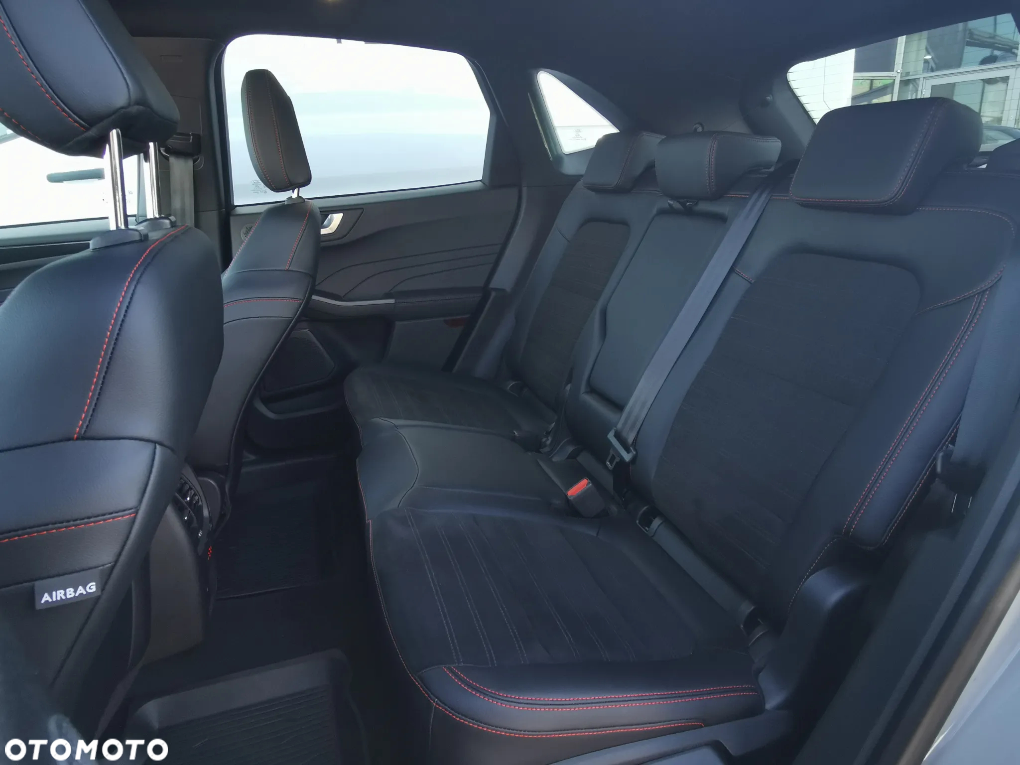 Ford Kuga - 11