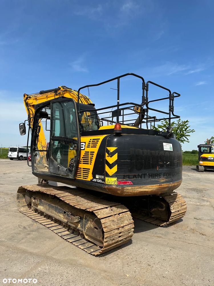 JCB JS 130 LC+ - 6